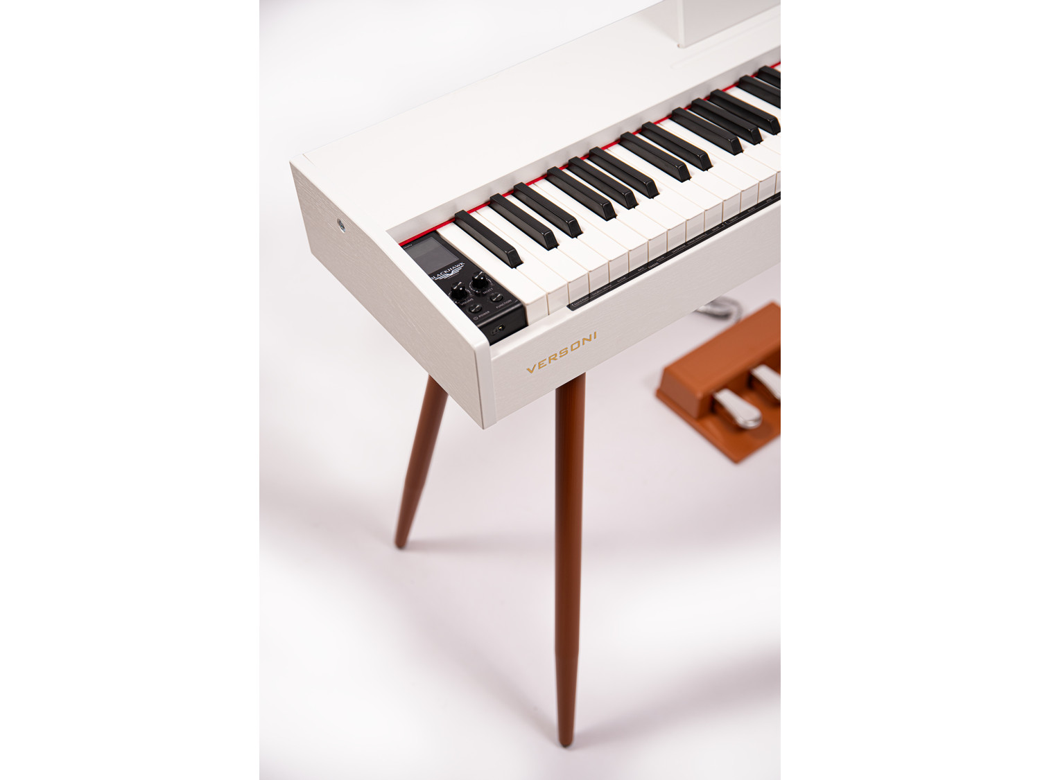Black Hawk Versoni V9WN digital piano details